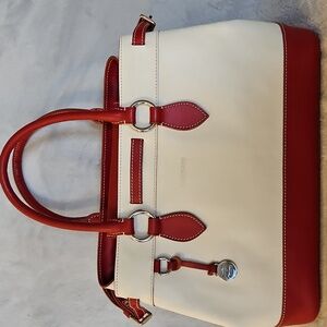 Alto Dooney & Bourke Satchel